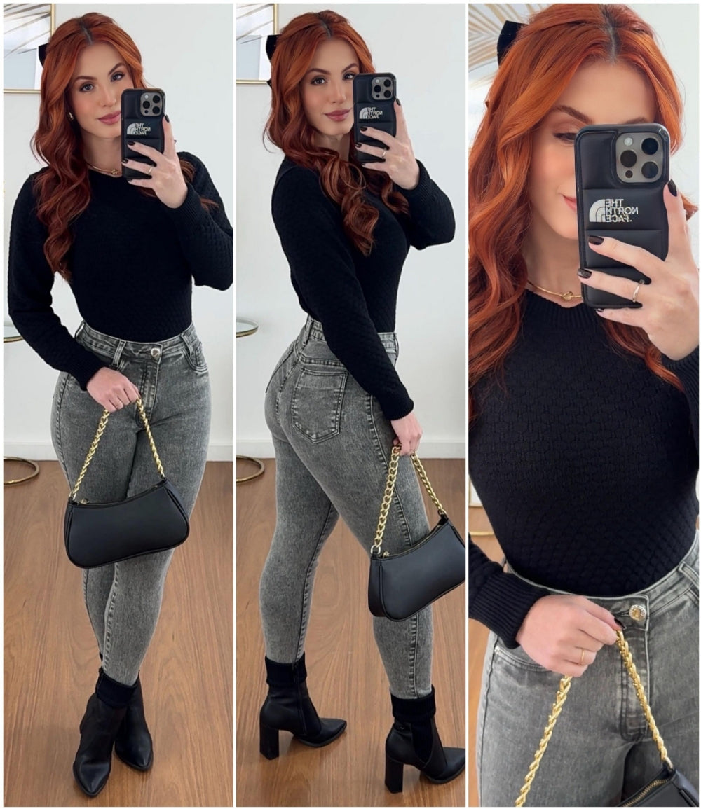BLUSA BRENDA PRETA